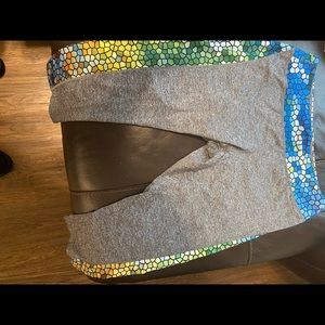 Lularoe Jade Workout Capri leggings